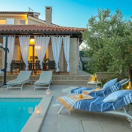 빌라 Lana By Istrialux *